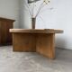 Table basse moderniste ronde en orme, années 50