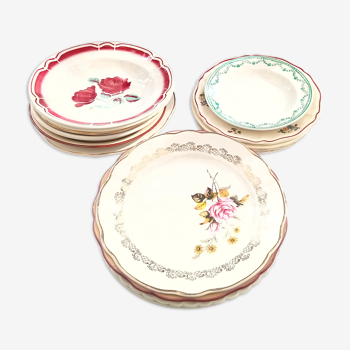 Assorted 18 old flower plates