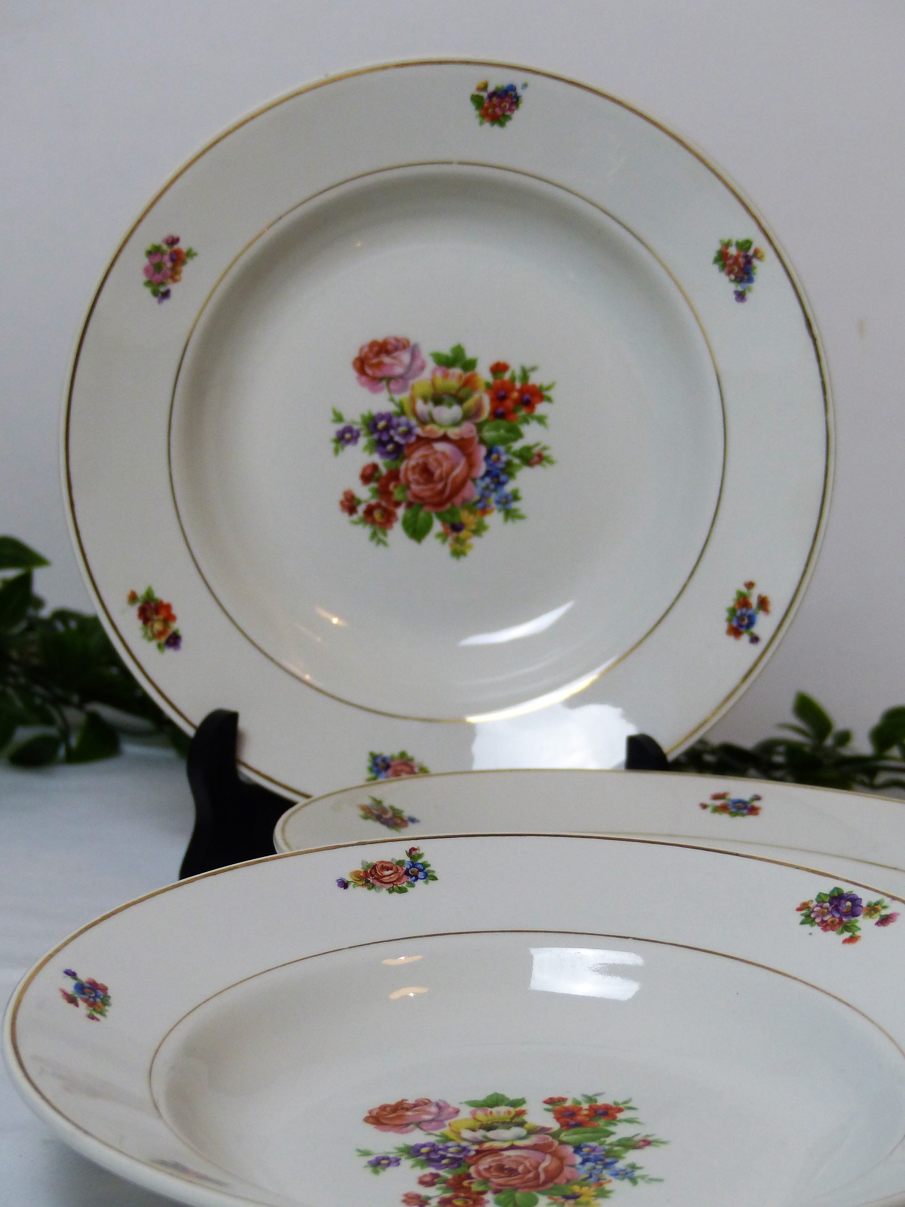 4 assiettes creuses Moulin des Loups