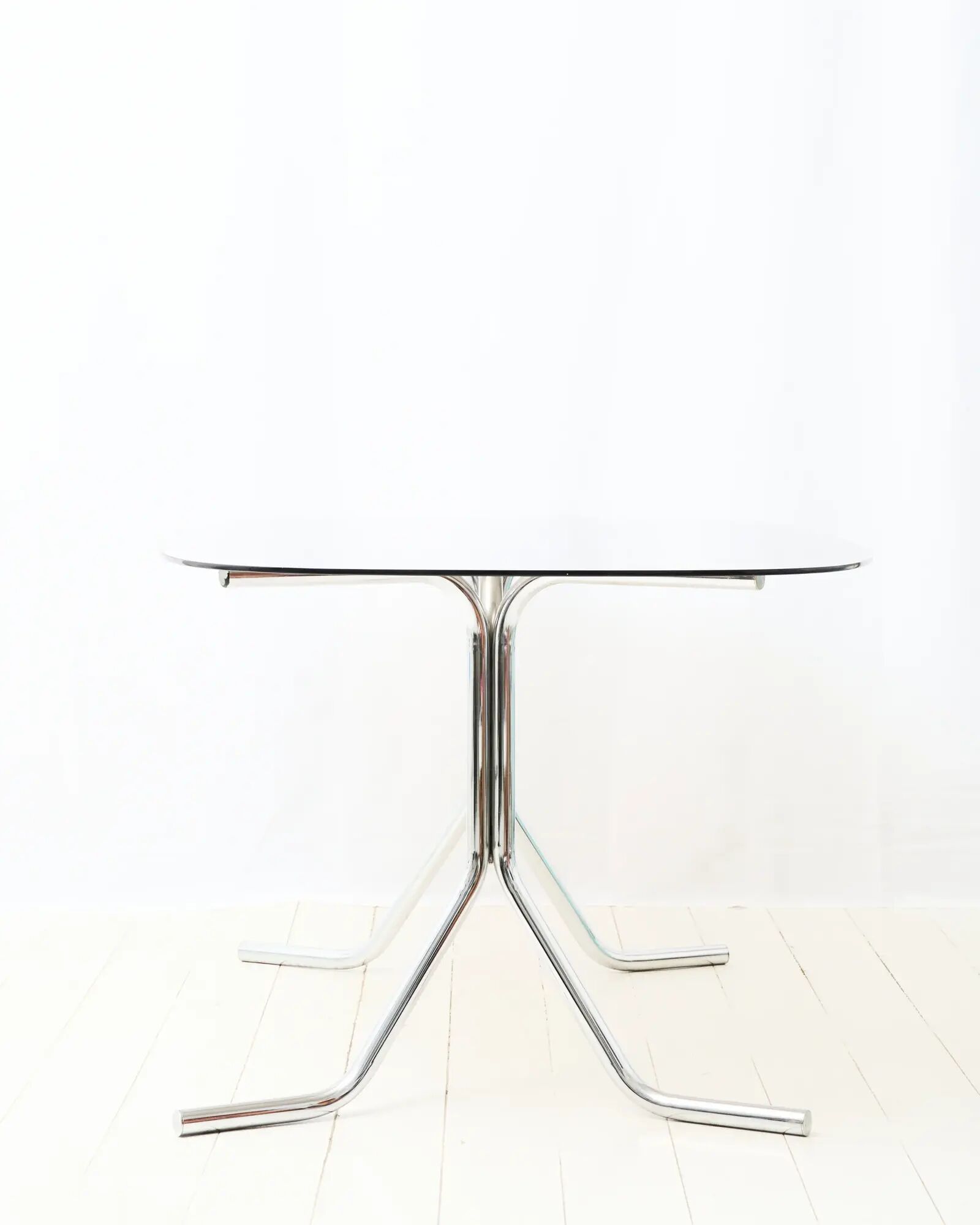 Dining table with tubular chrome base, 1970s