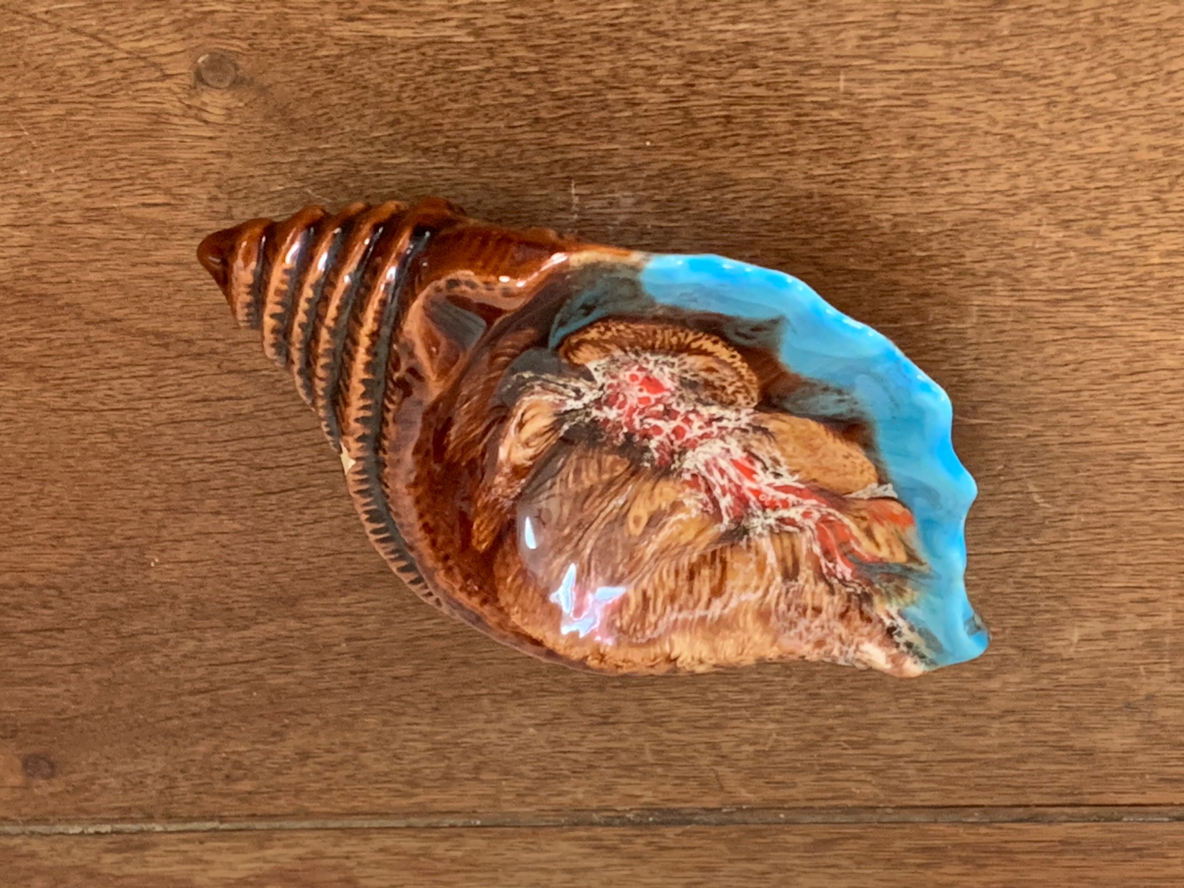 Cendrier barbotine en forme de coquillage Vallauris vintage