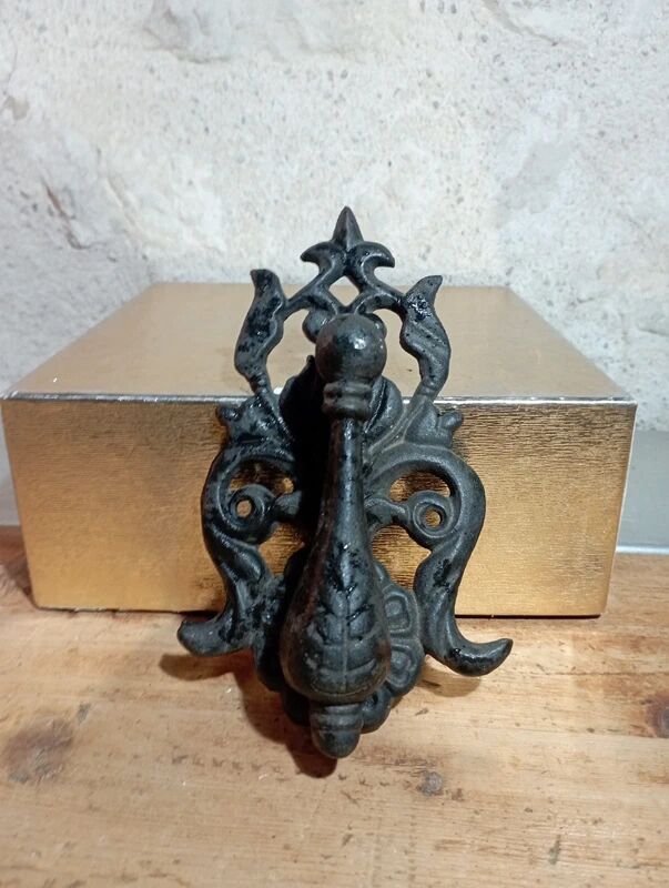 Antique cast iron door knocker/hammer