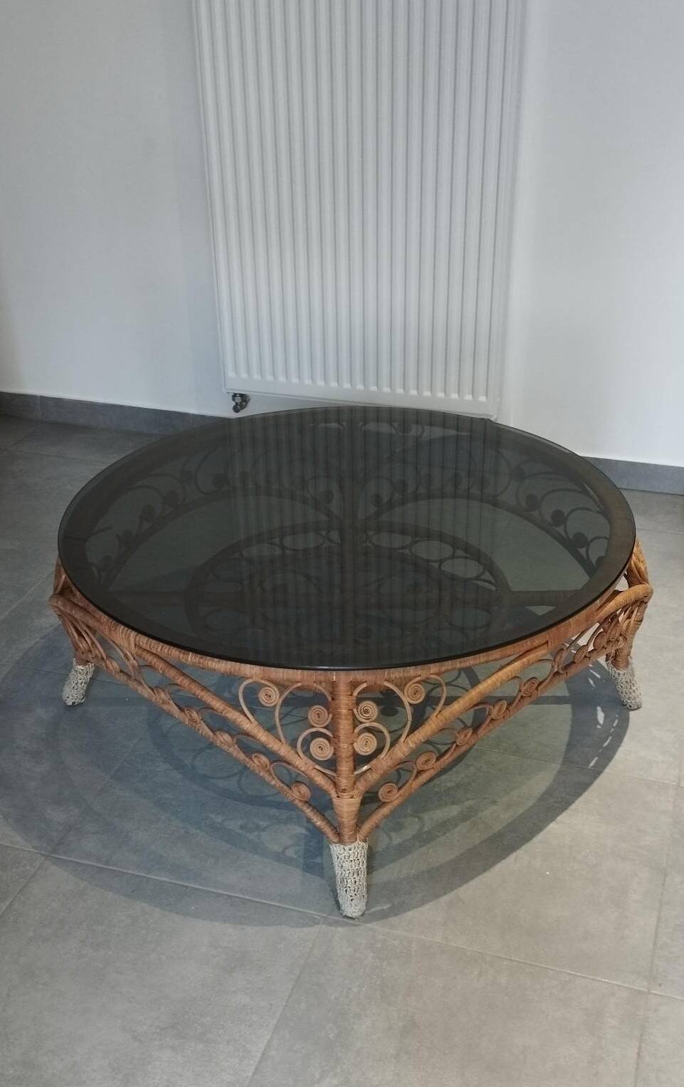 Large Peacock-French Riviera coffee table in rattan, bamboo, glass, vintage.