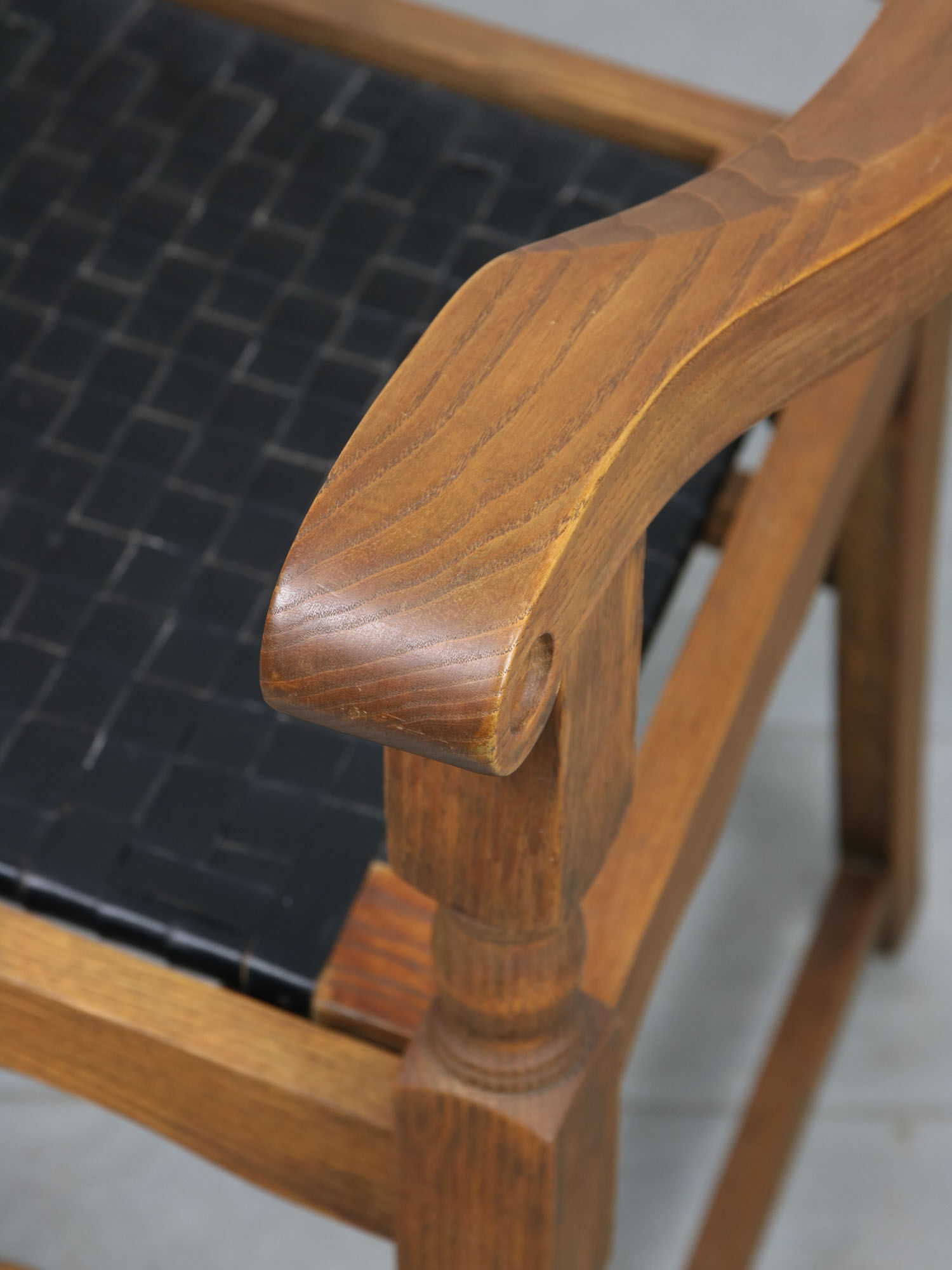 Chaises médiévales vintage en chêne, lot de 4