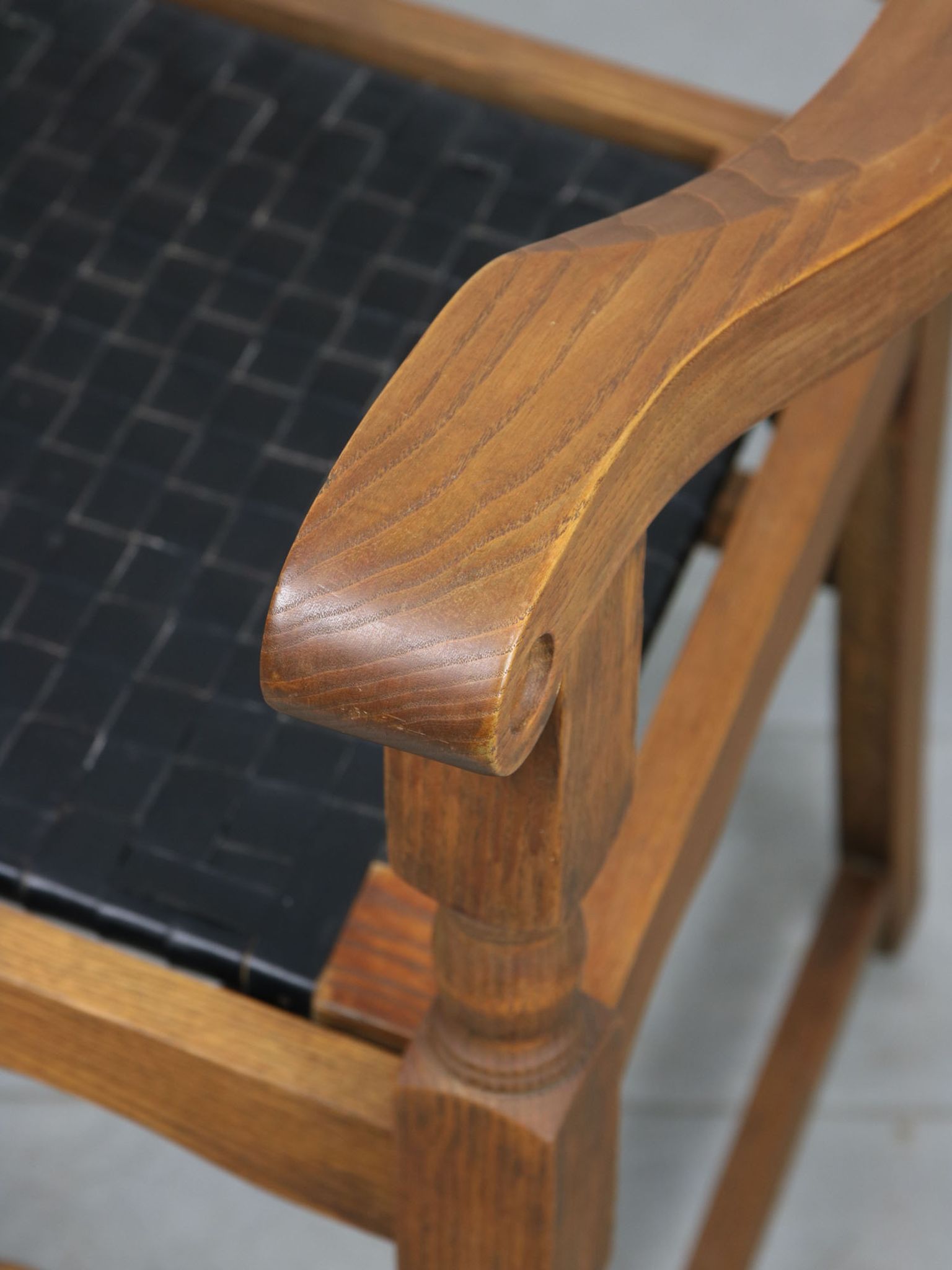 Chaises médiévales vintage en chêne, lot de 4
