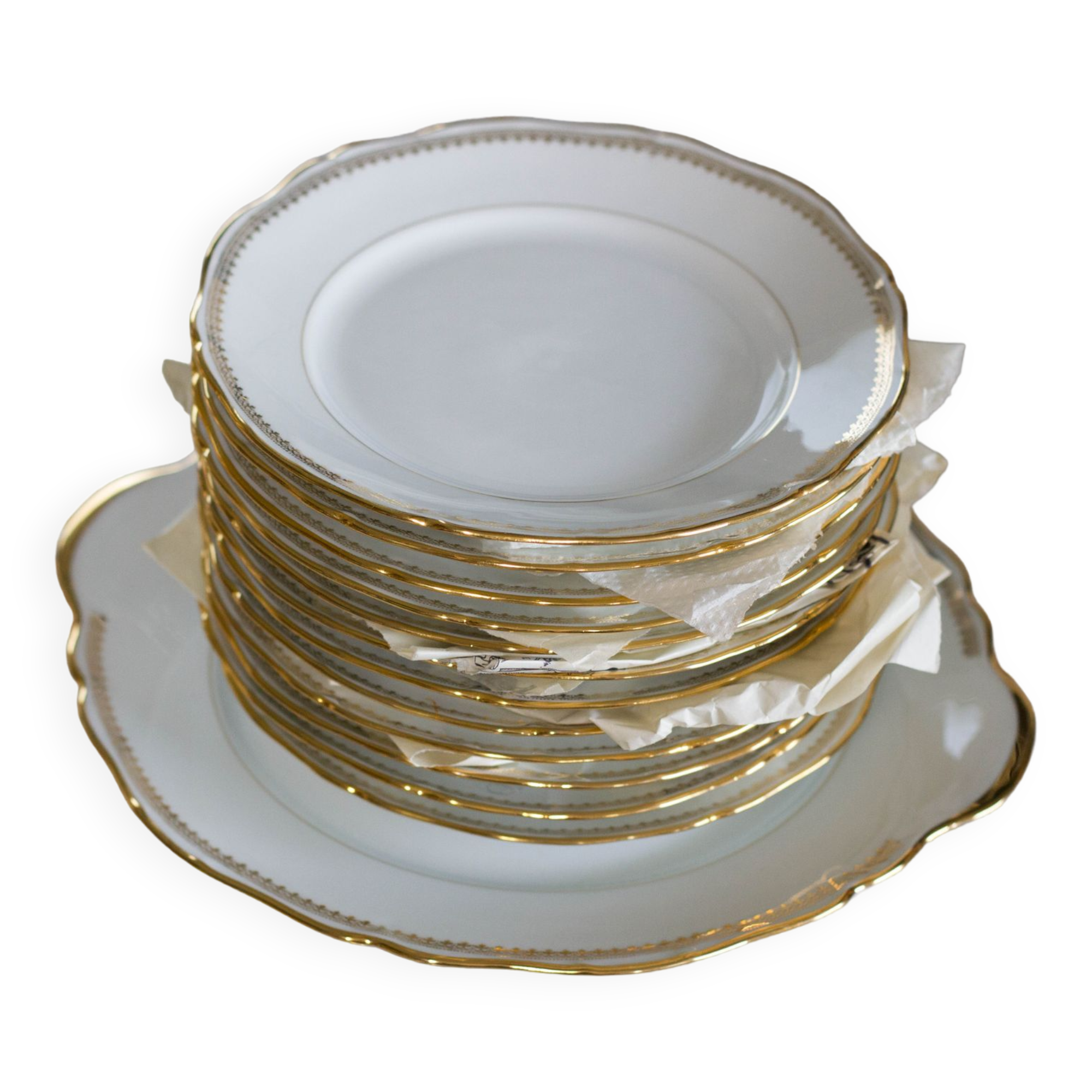 Sologne porcelain white and gold cake service