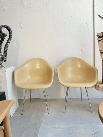 Charles & Ray Eames pair of vintage Dax armchairs