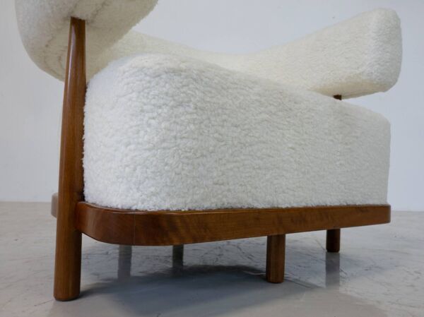 Contemporary Pair of Italian Armchairs, Wood and White Boucle Fabric