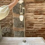 Opaline suspension rises and falls