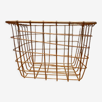 Metal storage basket