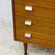Vintage teak chest of drawers with 4 drawers from the 1960s in G-Plan style.