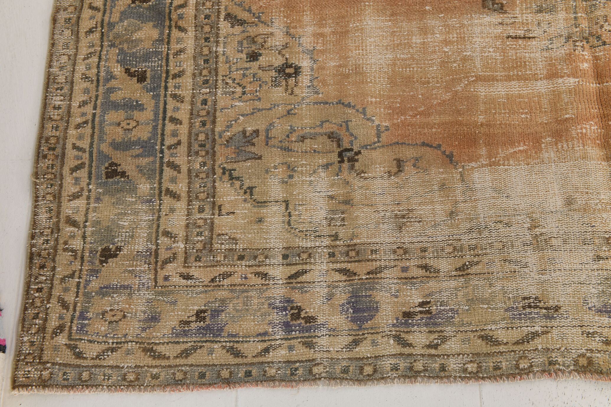 6x9 Old Antique Vintage Rug, 196x270Cm