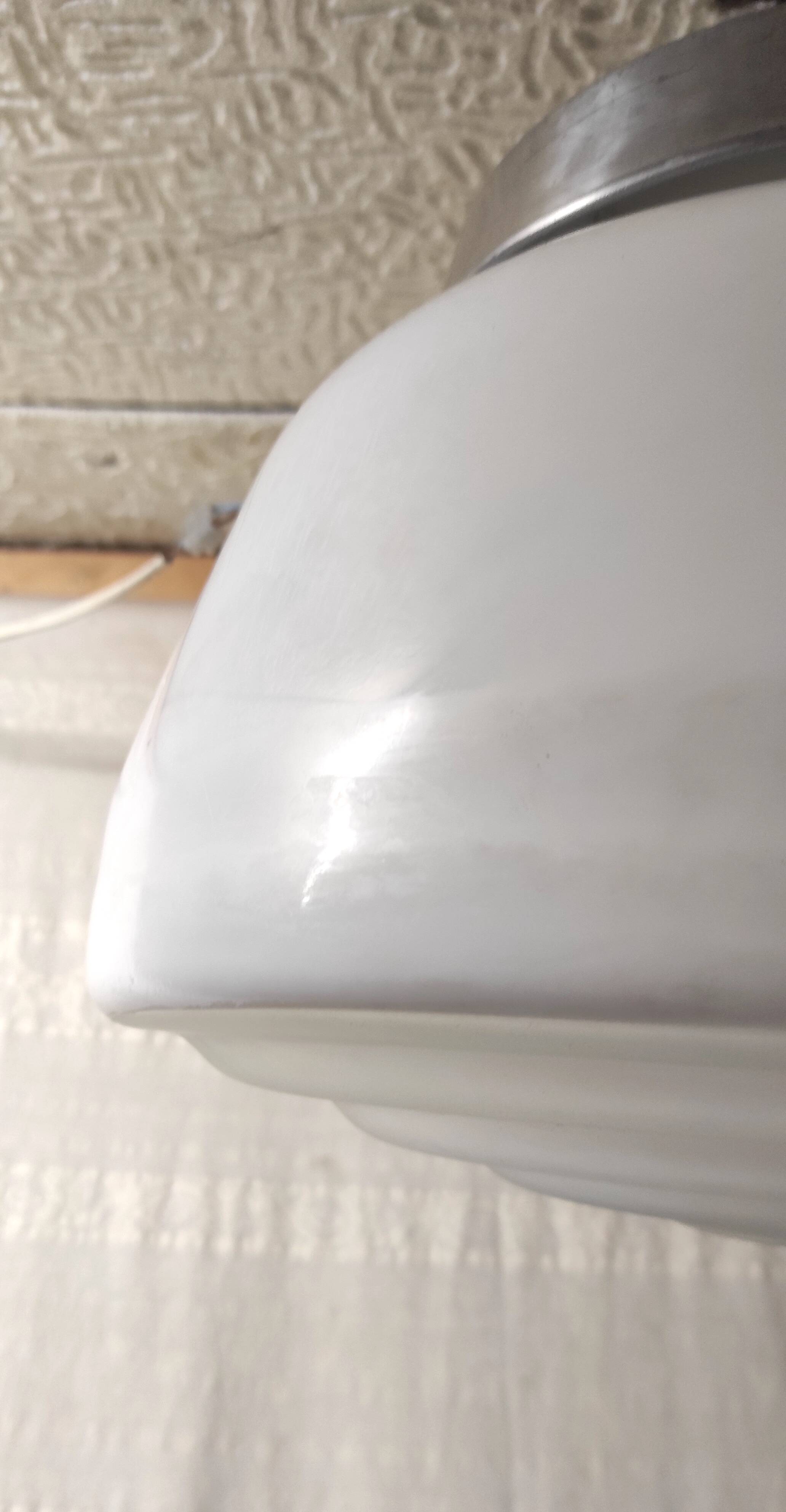 Plafonnier XXL style industriel globe opaline - mid. XXème