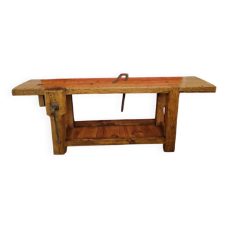 Woodworking bench