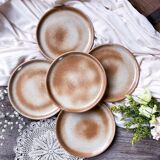 Serving small stoneware dessert plates