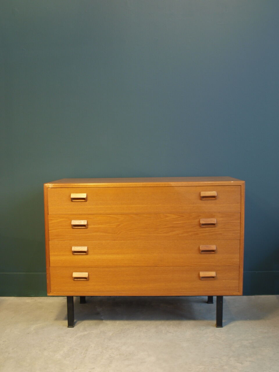 The 1960s teak chest of drawers