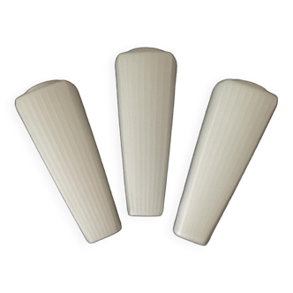 3 white frosted glass rocket tulips with lengthwise streaks, square shape