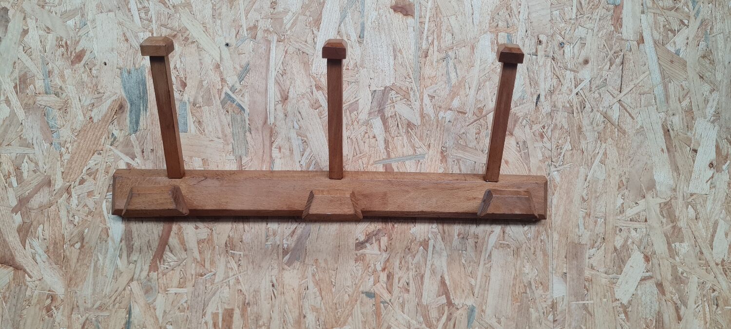 Baumman wooden coat rack
