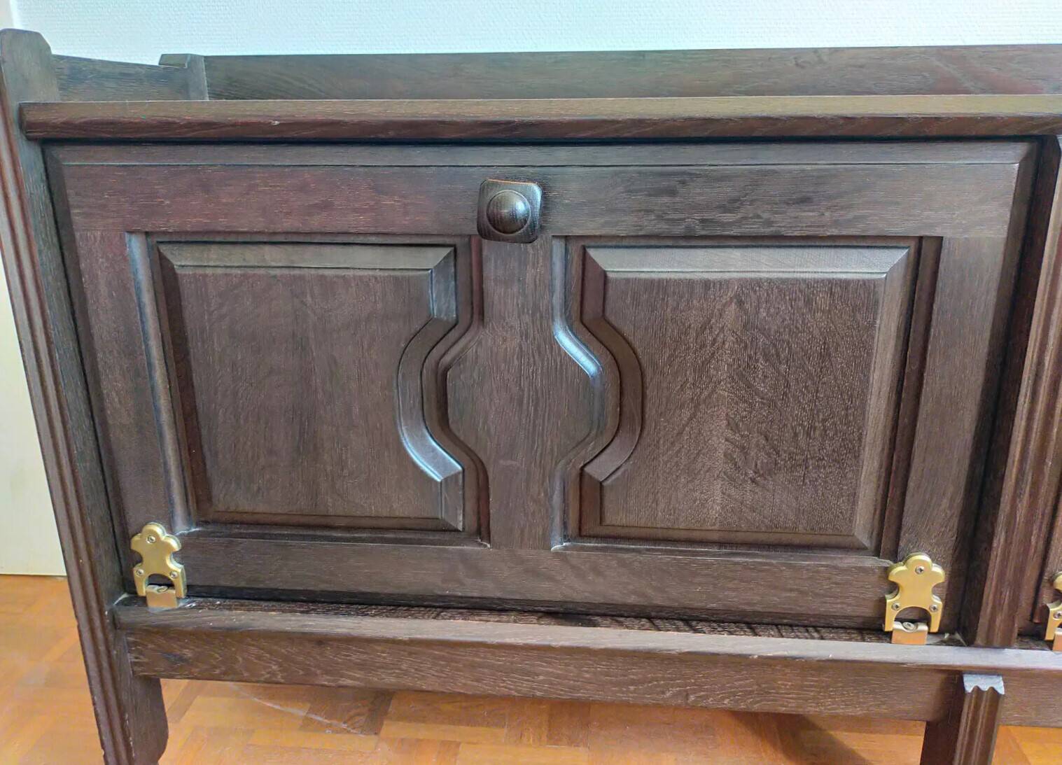 Enfilade Guillerme and Chambron in stained oak