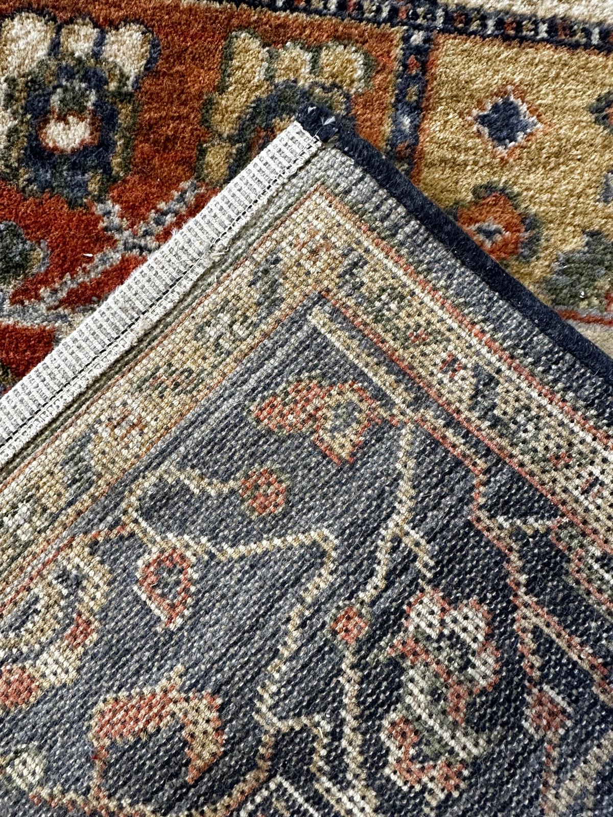 Tapis de style oriental 120cm x 150cm