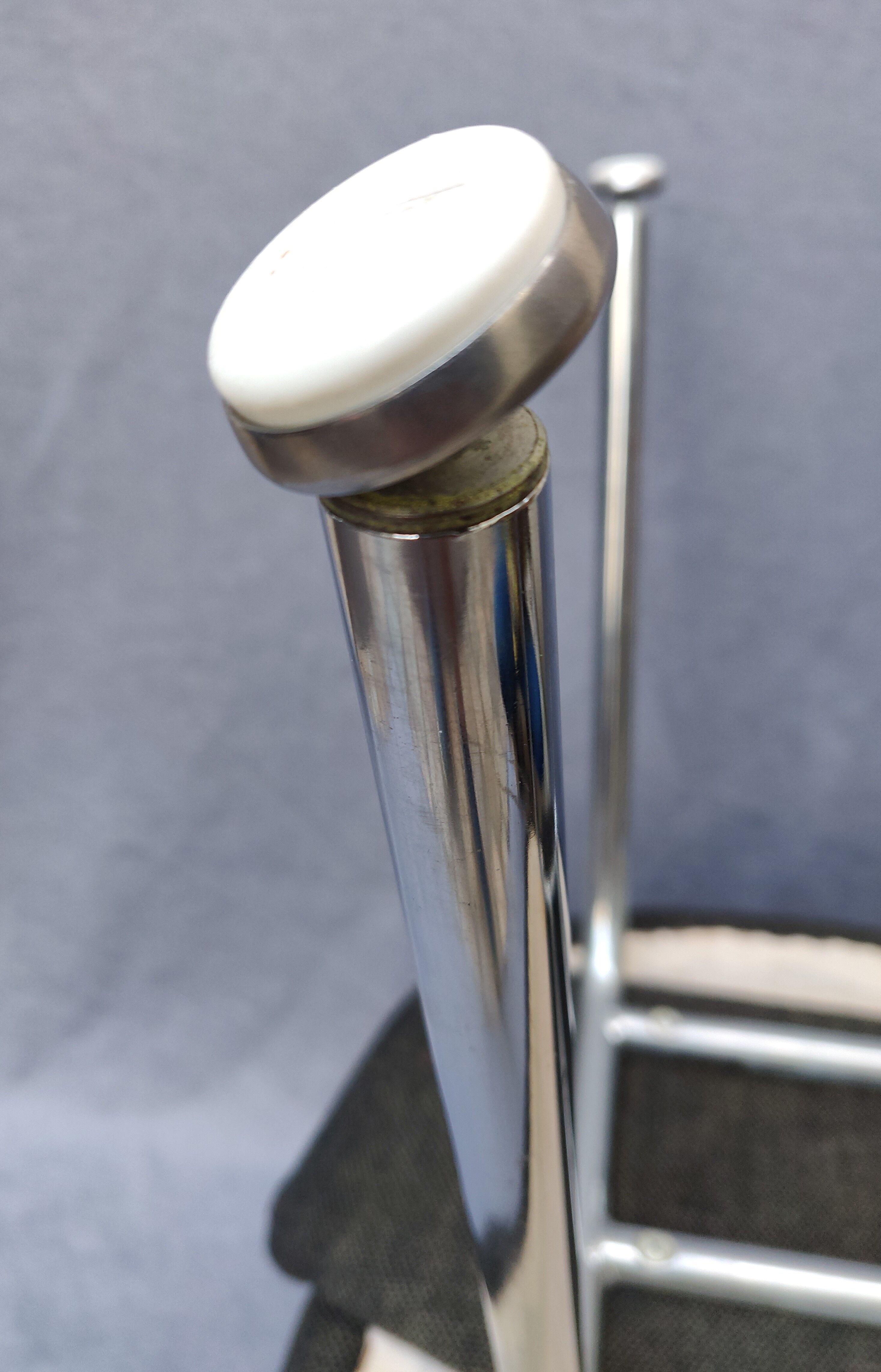 "Conference" chair by Eero Saarinen for Knoll International