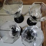 4 black-footed arcoroc glasses