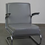 Vintage grey cow leather bauhaus design armchair by Ahrend de Cirkel