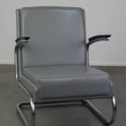 Vintage grey cow leather bauhaus design armchair by Ahrend de Cirkel