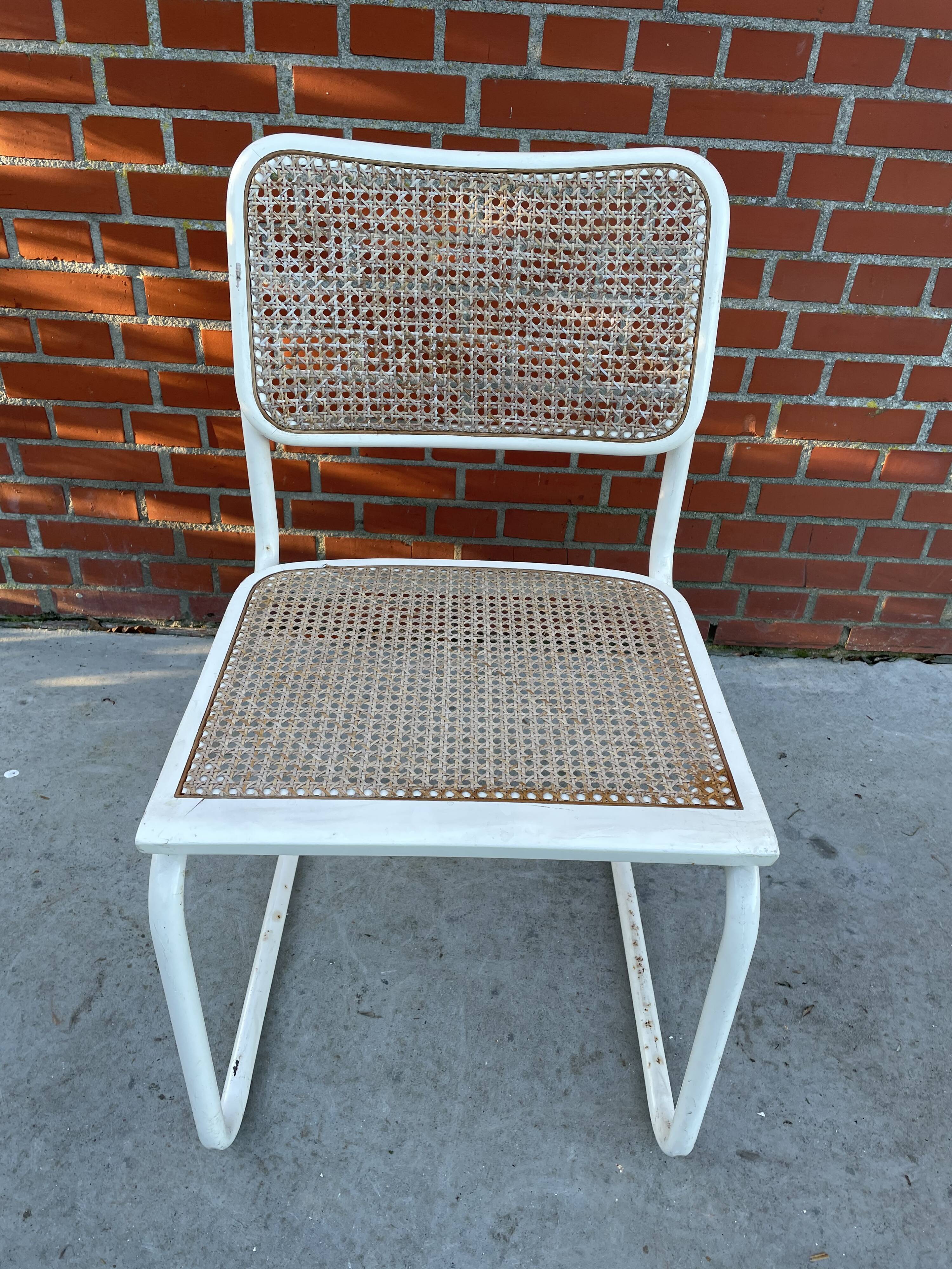 Cesca design chair b32 model white