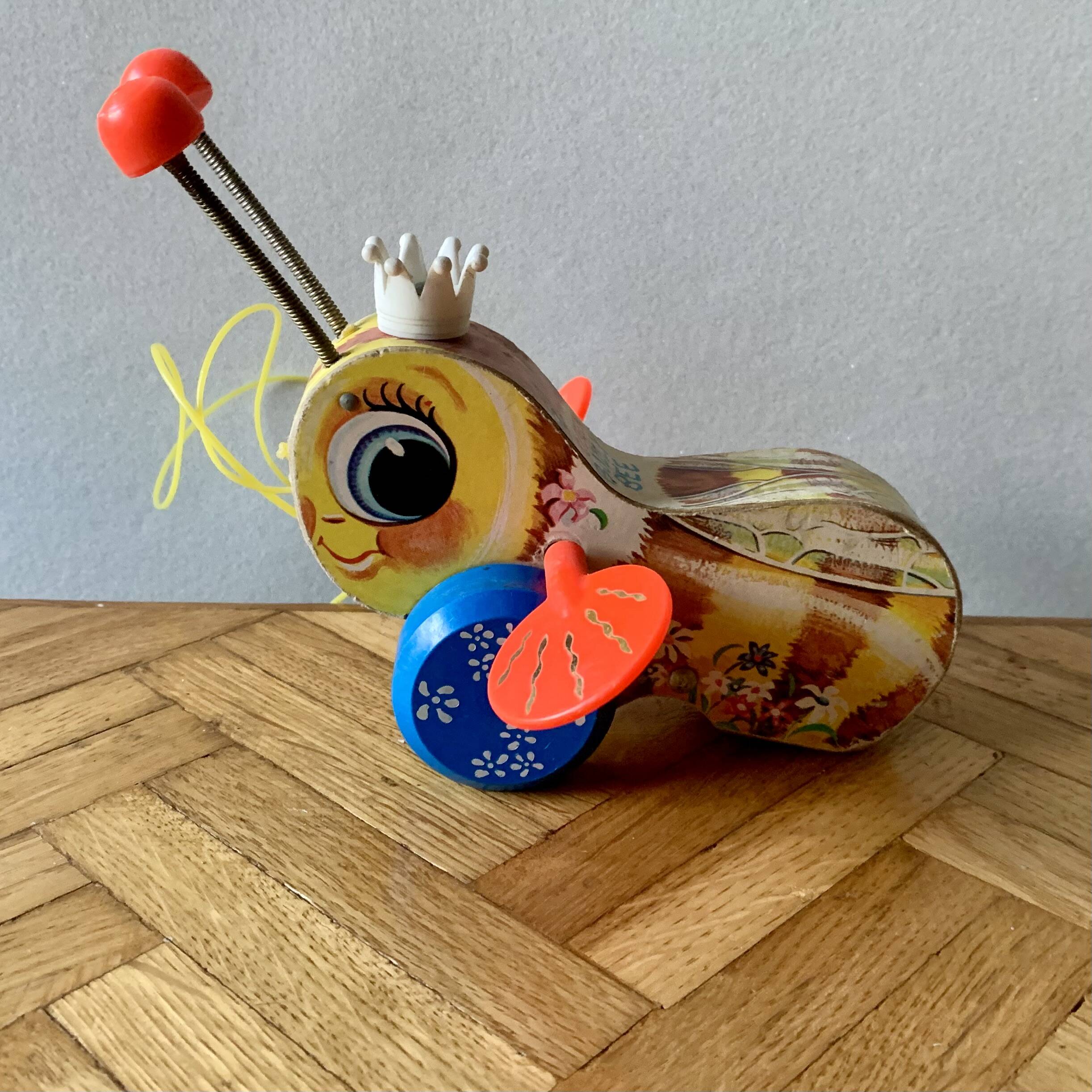 Fisher-Price Wooden Pull-Along Toy - Queen Buzzy Bee - 1960