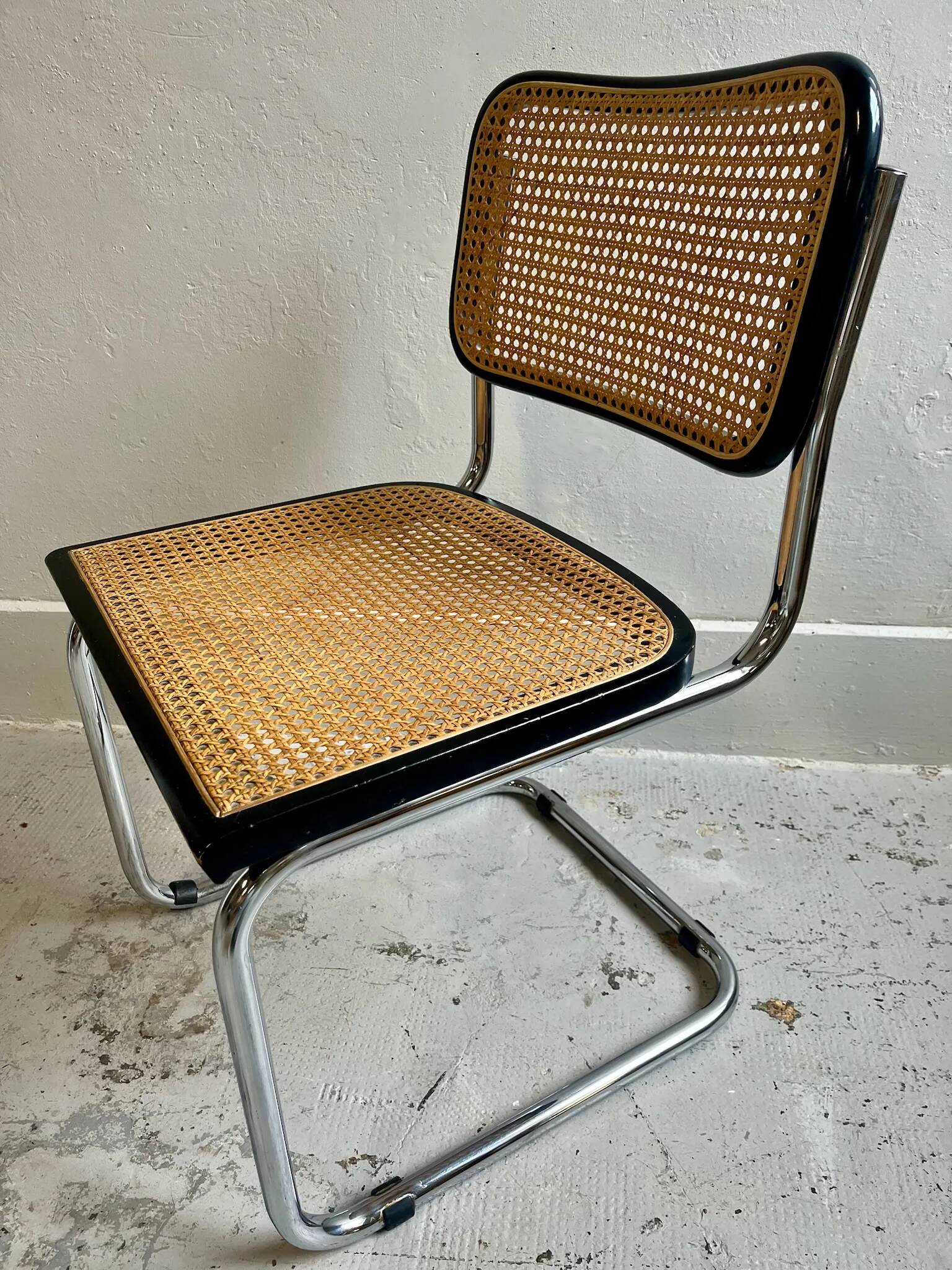 Chairs inspired by Marcel Breuer B32/Cesca
