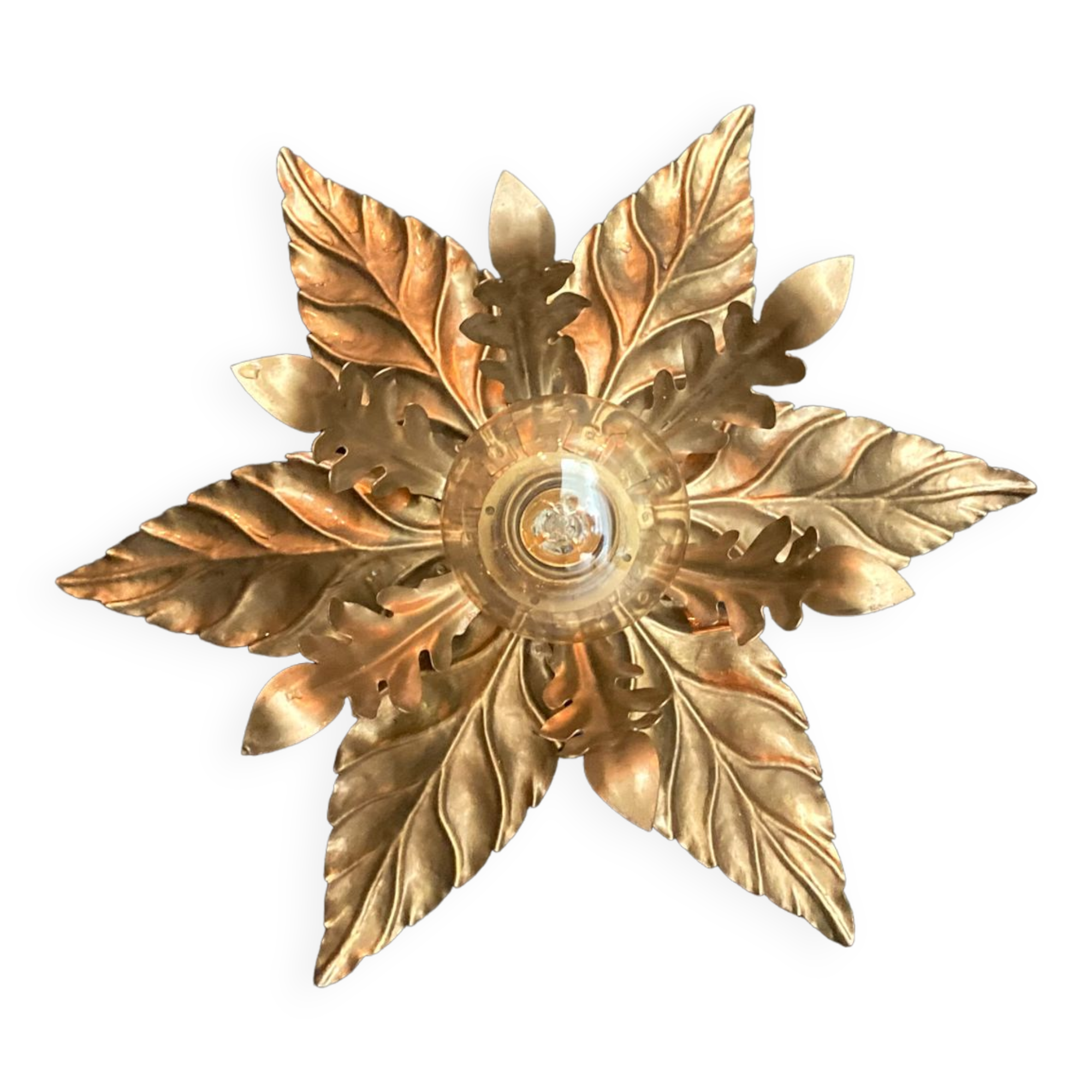 Golden metal flower wall lamp
