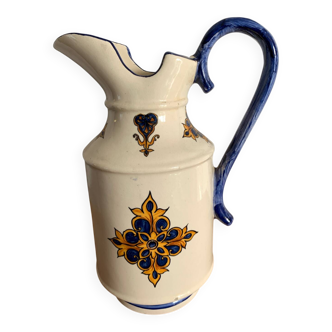 Old pitcher in earthenware G. Brachet – Limcolor – Terrasson – yellow decor