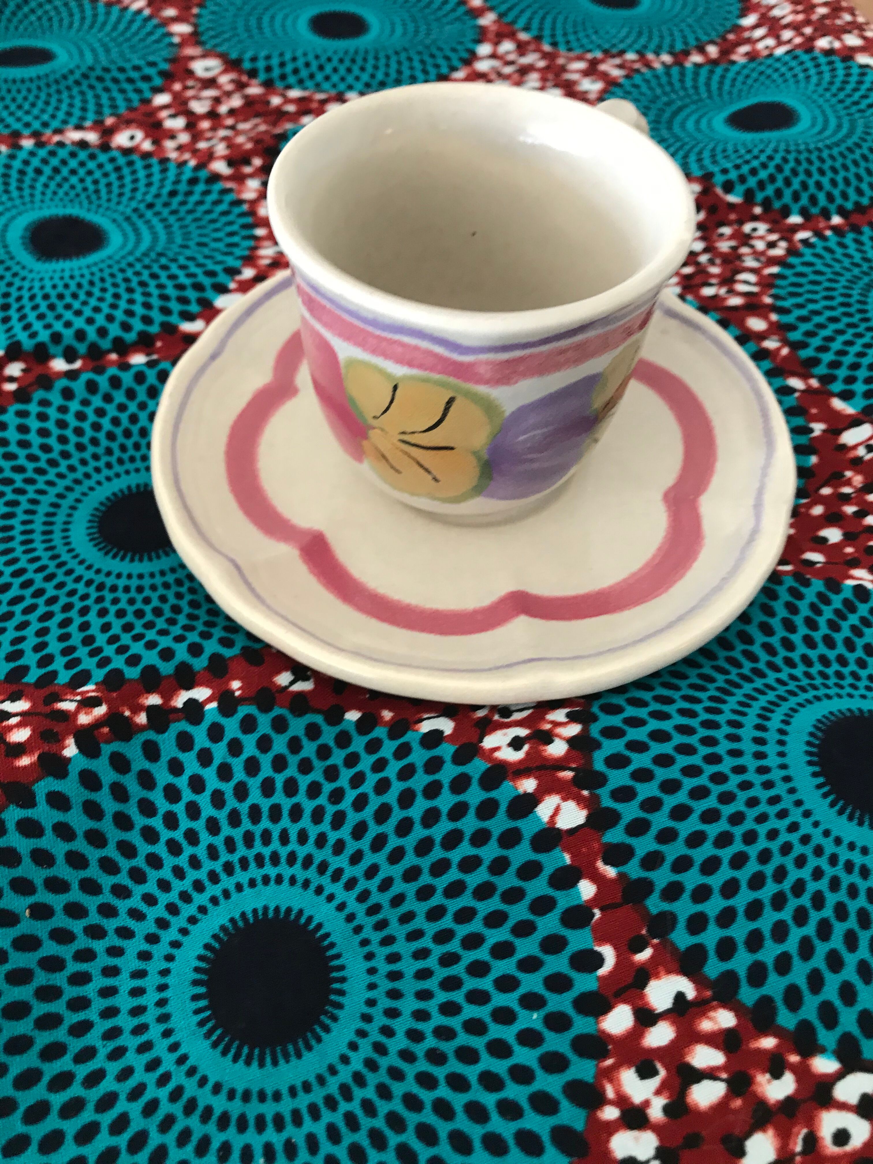 Lot of 6 vintage coffee cups