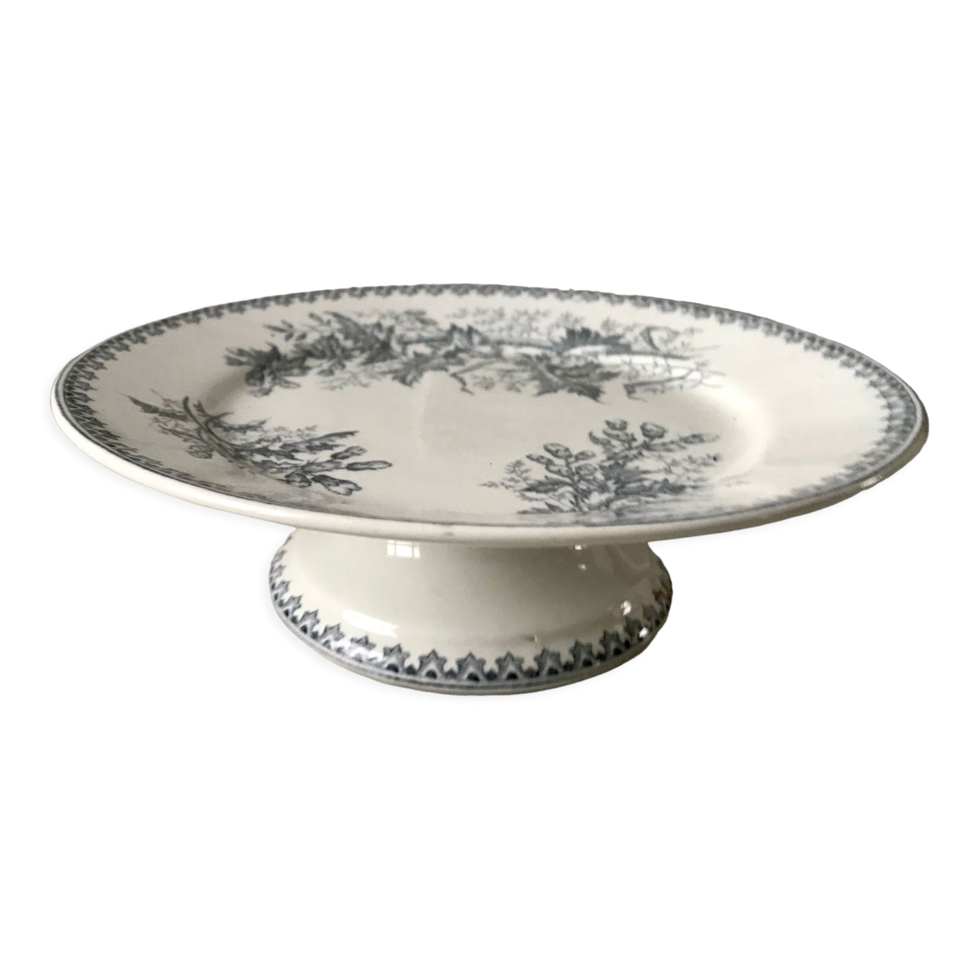 Compotier Iron Earth Company Ceramics Maestricht model Thistle made in Holland late nineteenth