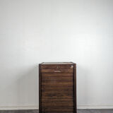 Filing cabinet or roller shutter cabinet