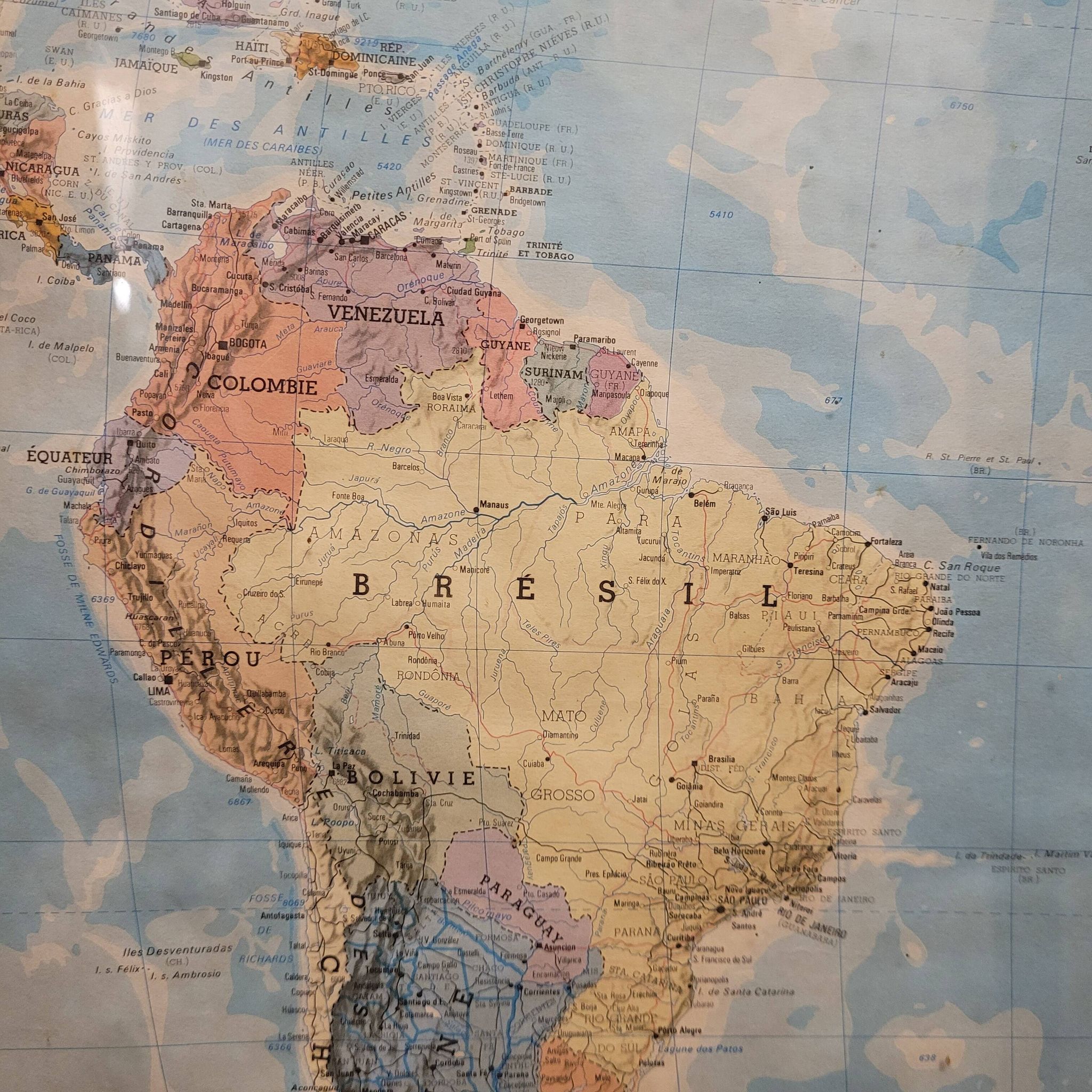 Globe map / Planisphere "Le Monde Politique", National Geographic Institute, 20th century – Fran