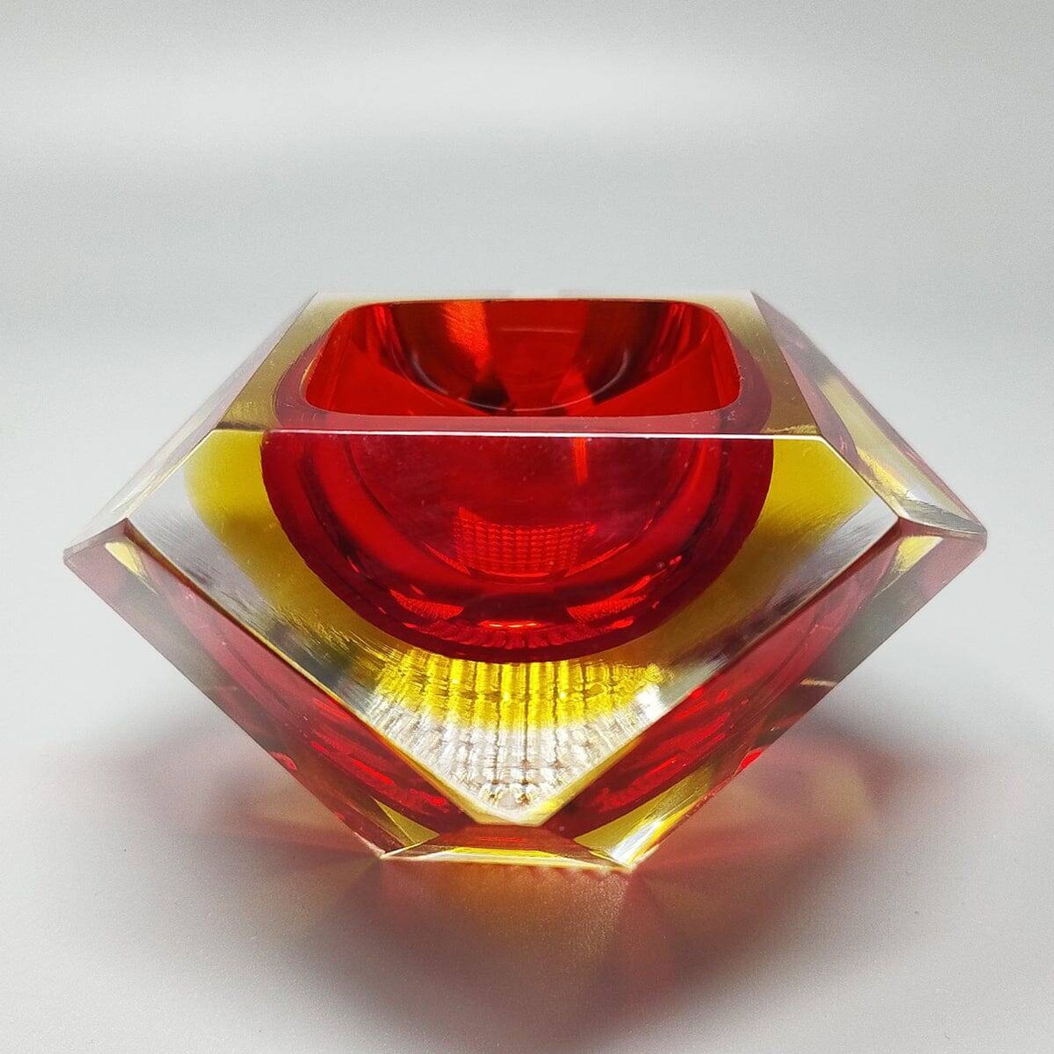 1960s Gorgeous Red and Yellow Ashtray or Catchall by Flavio Poli for Seguso