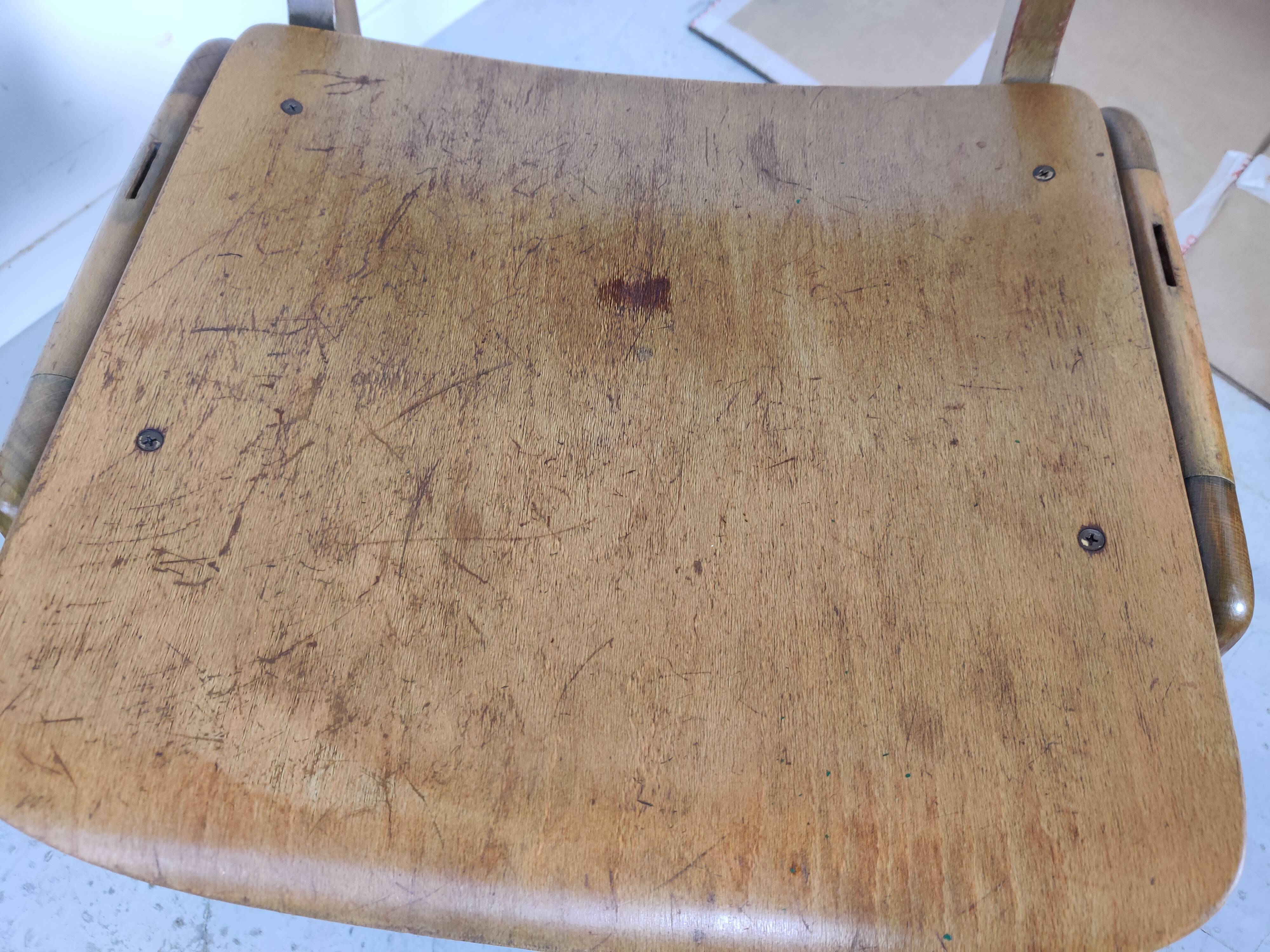 8 stackable vintage chairs 60s/70s