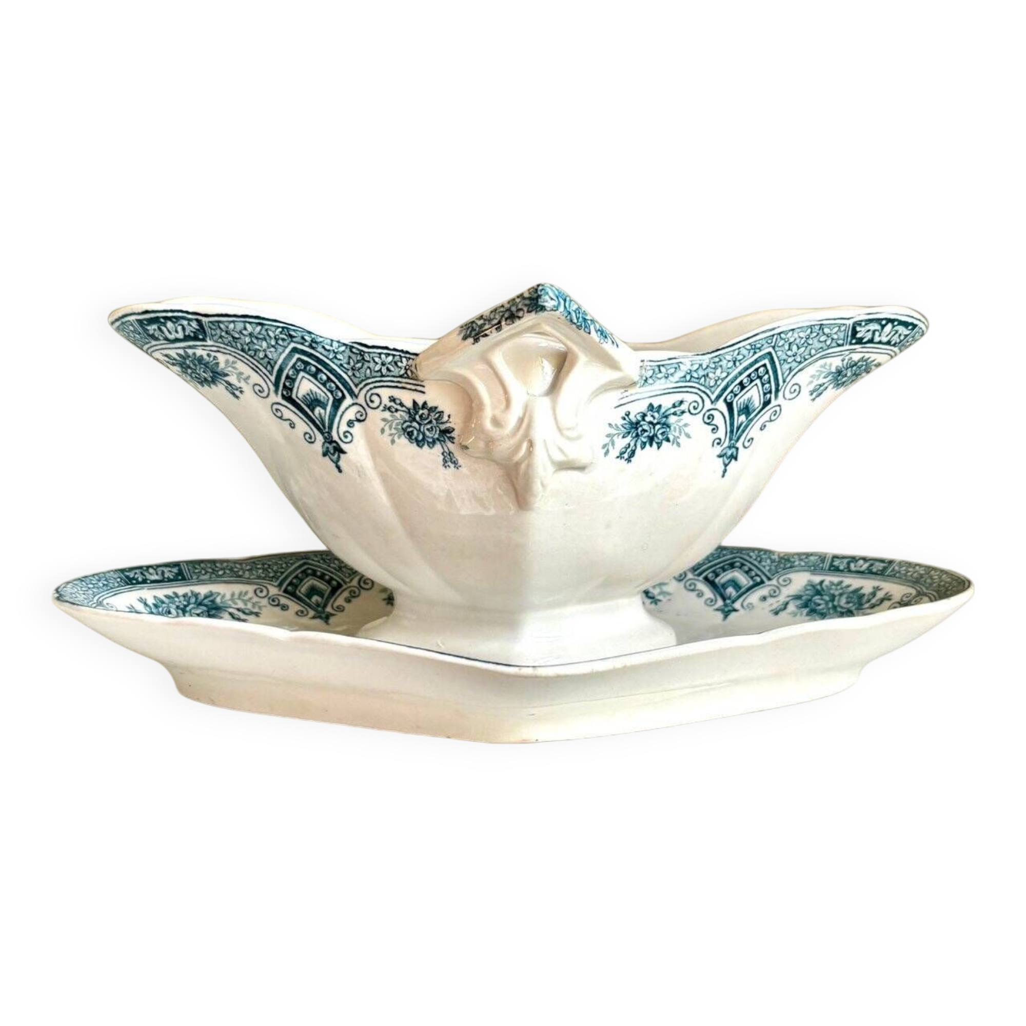 Blue and white iron earth gravy boat