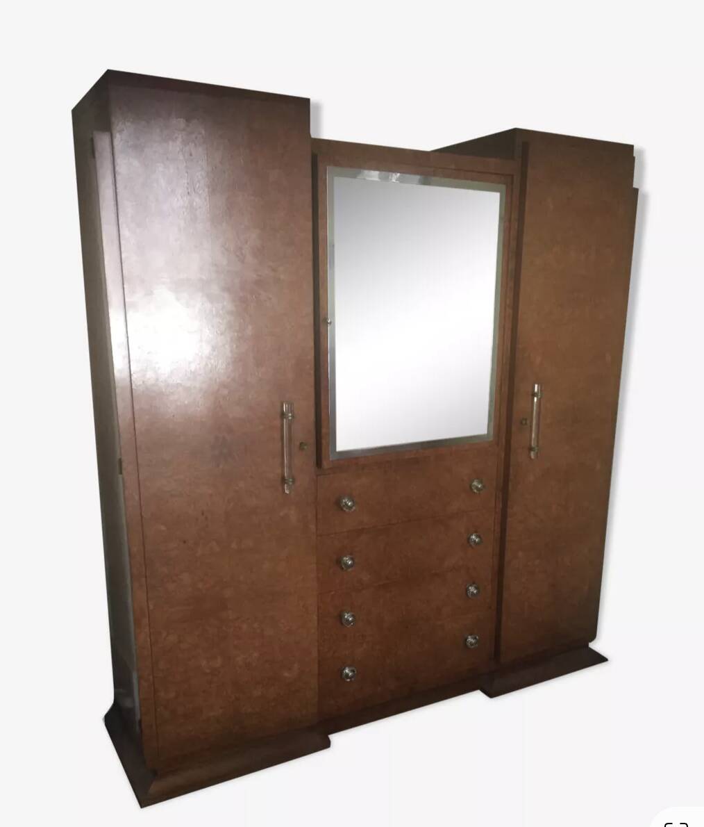 Art Deco wardrobe in perfect condition.