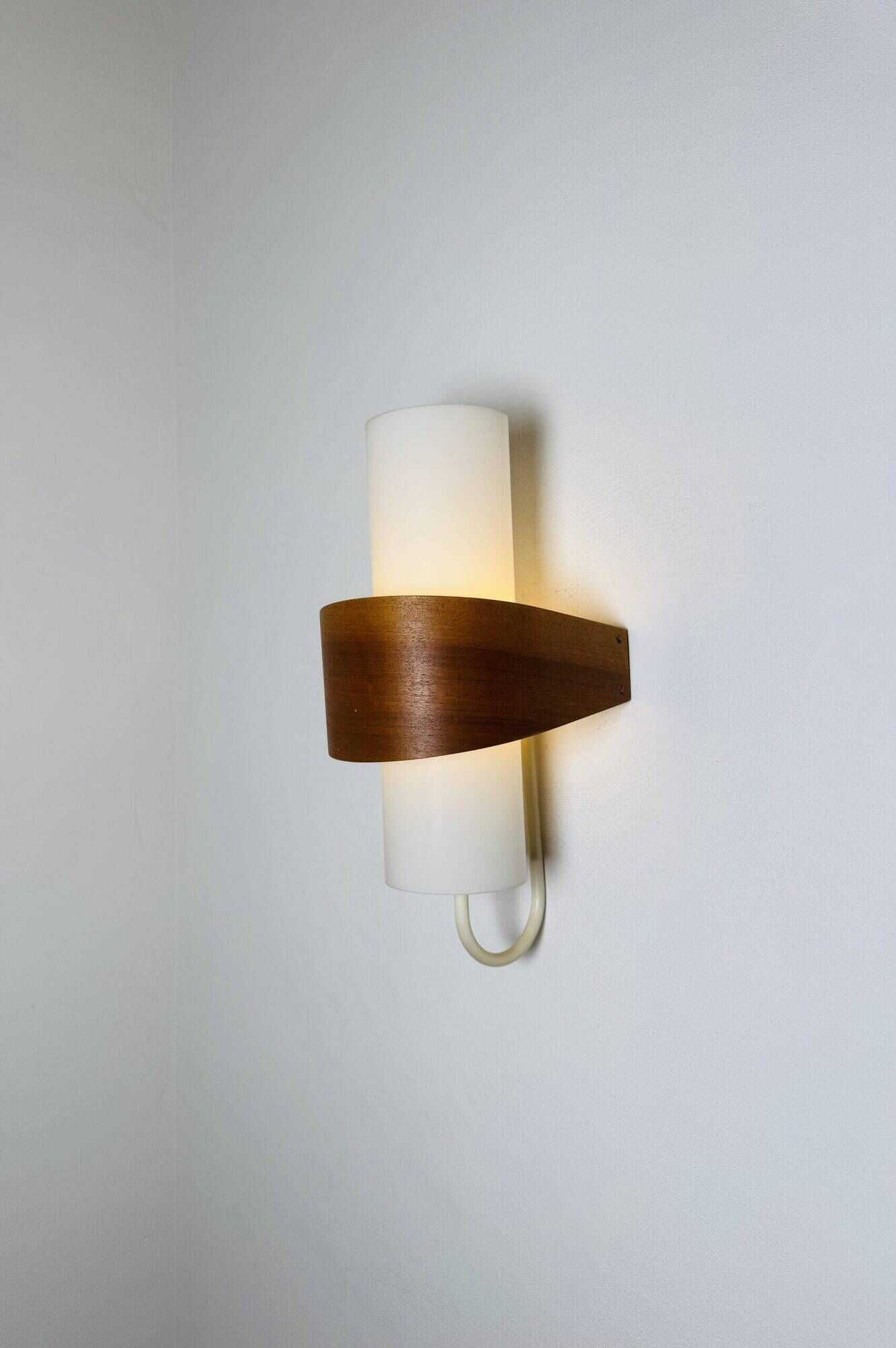 Nx40 Wall Lamp In Wood And Opal Glass By Louis Kalff For Philips, The Netherlands, 1950S