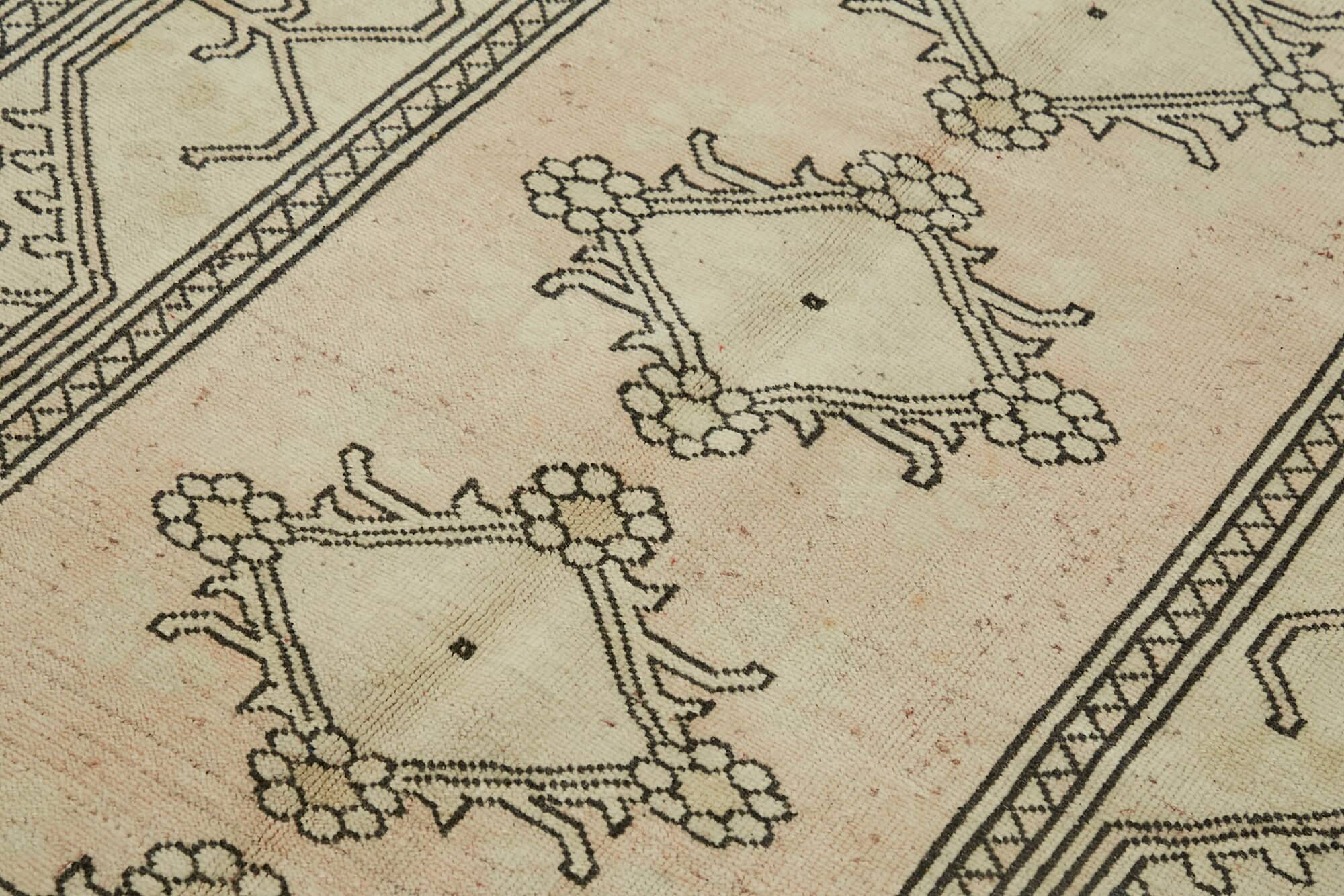 Turkish Vintage Anatolian Rug 164 cm x 290 cm