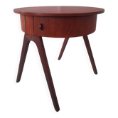 Pretty worker or Scandinavian teak side table