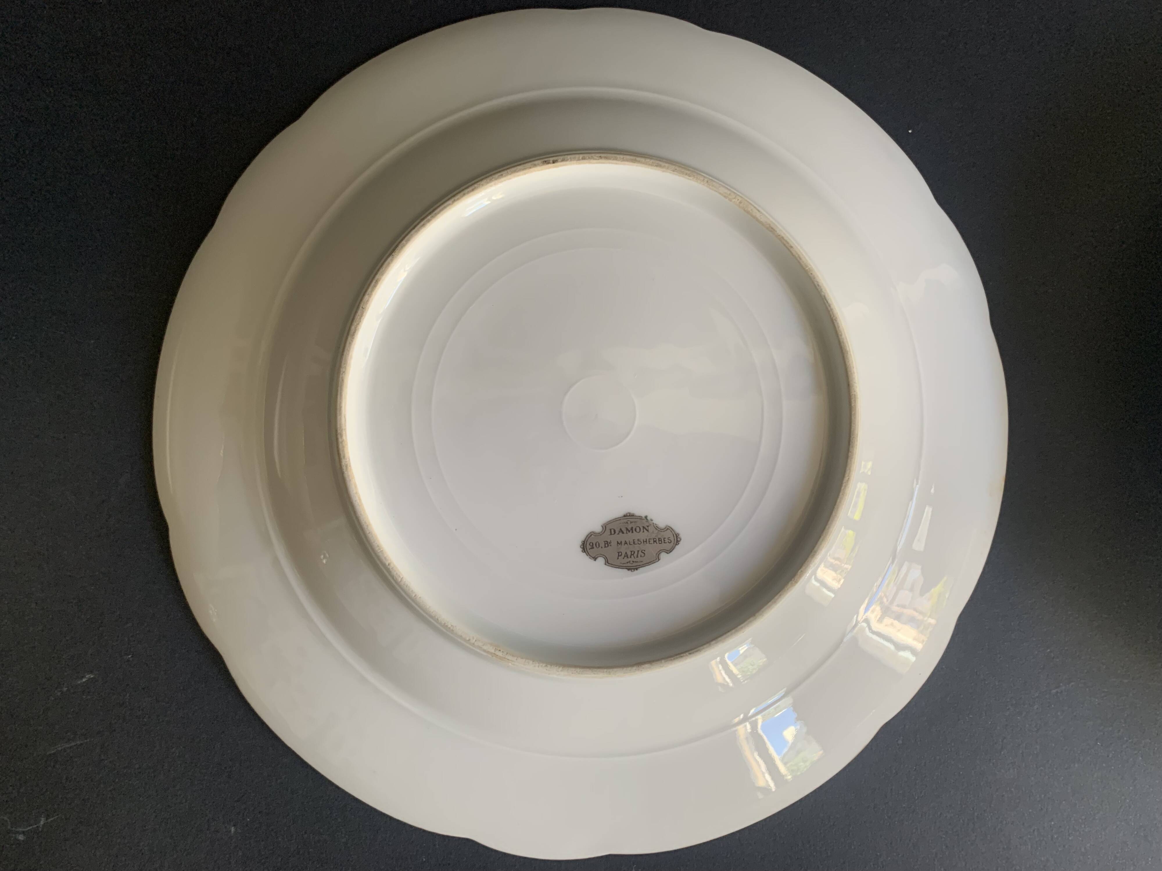 4 soup plates in Paris porcelain, "A la Reine" model, 1890, Damo