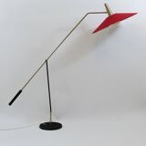 Articulated floor lamp with counterweight mid-century by Rupert Nikoll, nickel, brass.