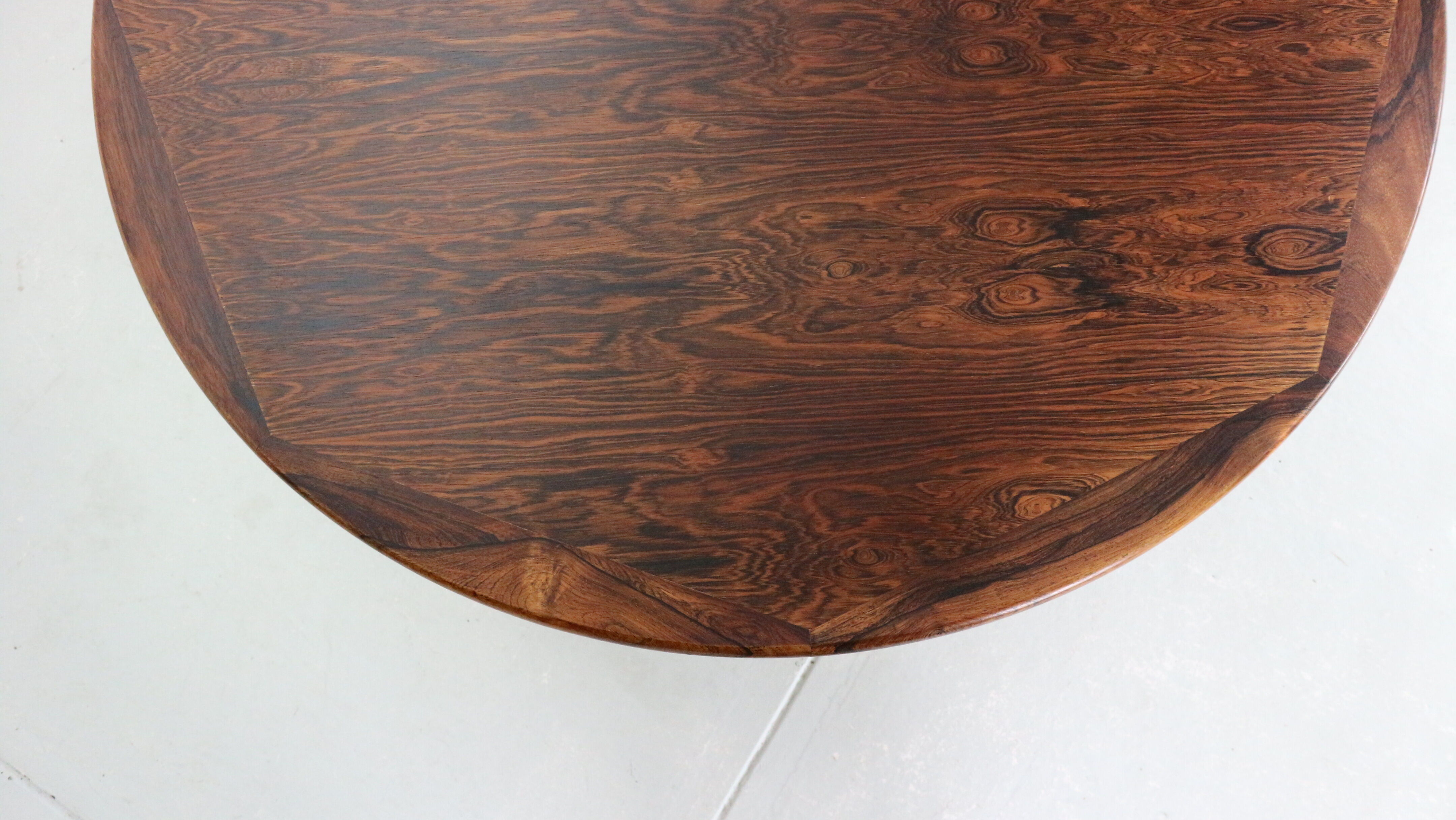 Mid century modern  round rosewood coffee table, 1960s denmark