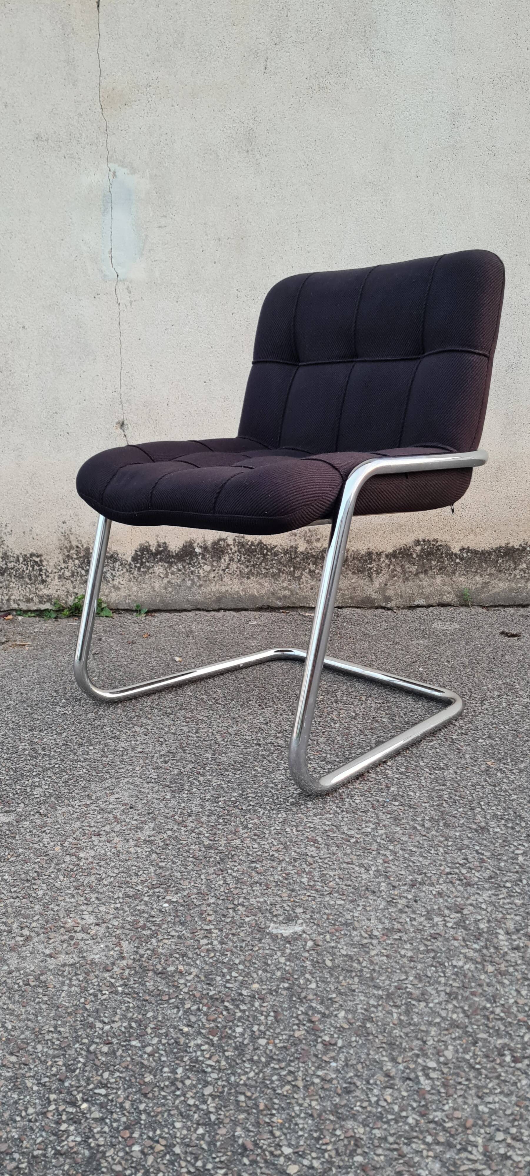 Fauteuils Storm par Yves Christin pour airborne
