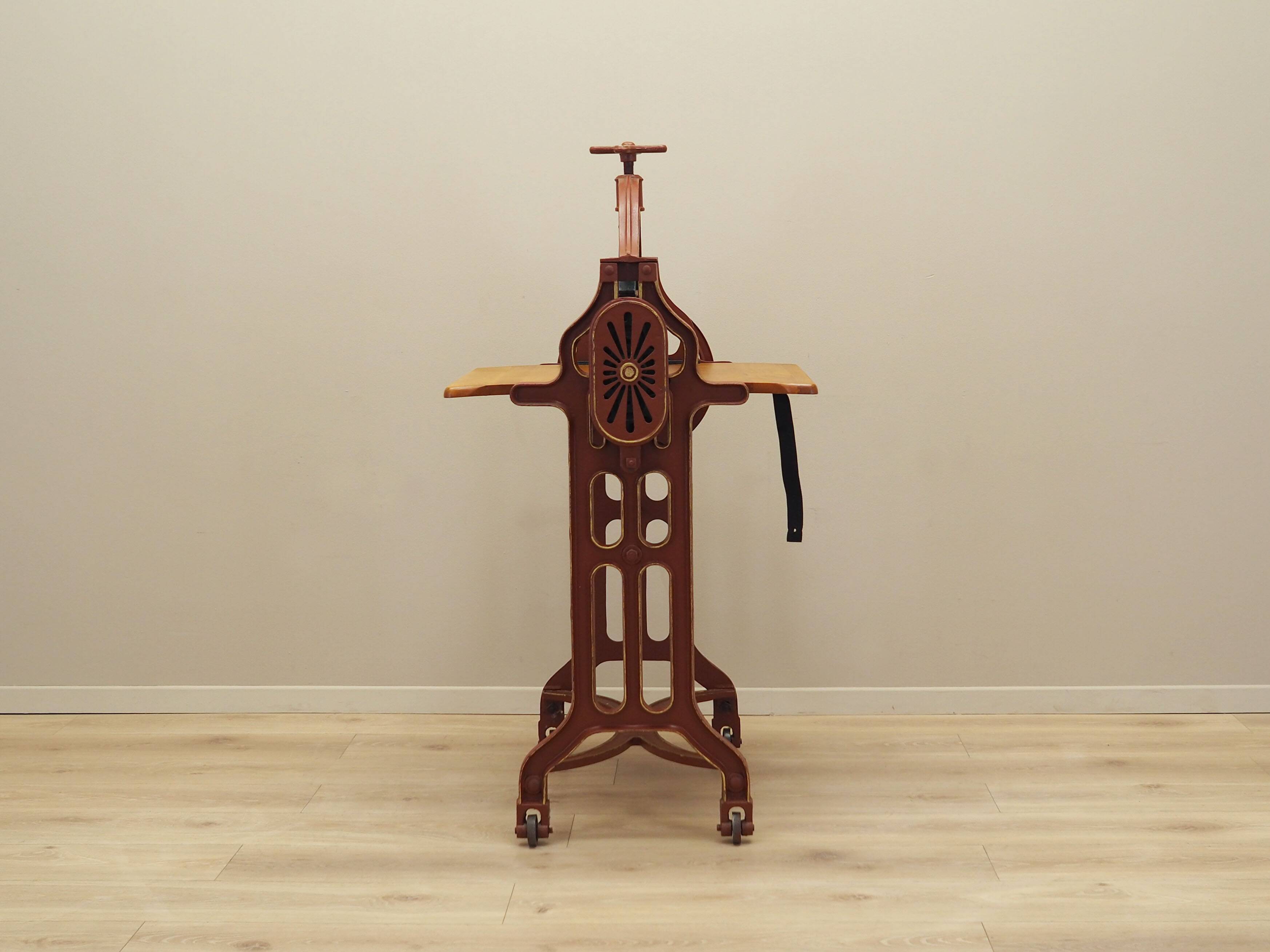 Mangle en fonte, design danois, 19e/20e siècle, production : Danemark