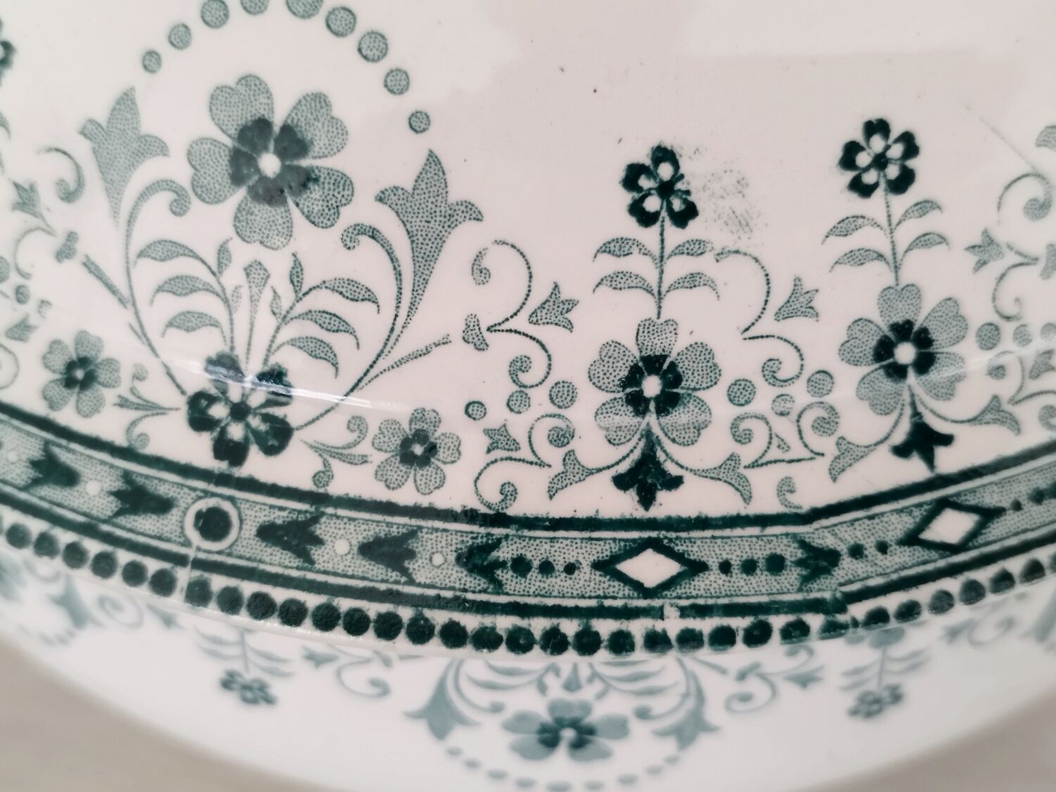 Vegetable soup tureen Old earthenware Saint Amand and Hamage Model Marceau